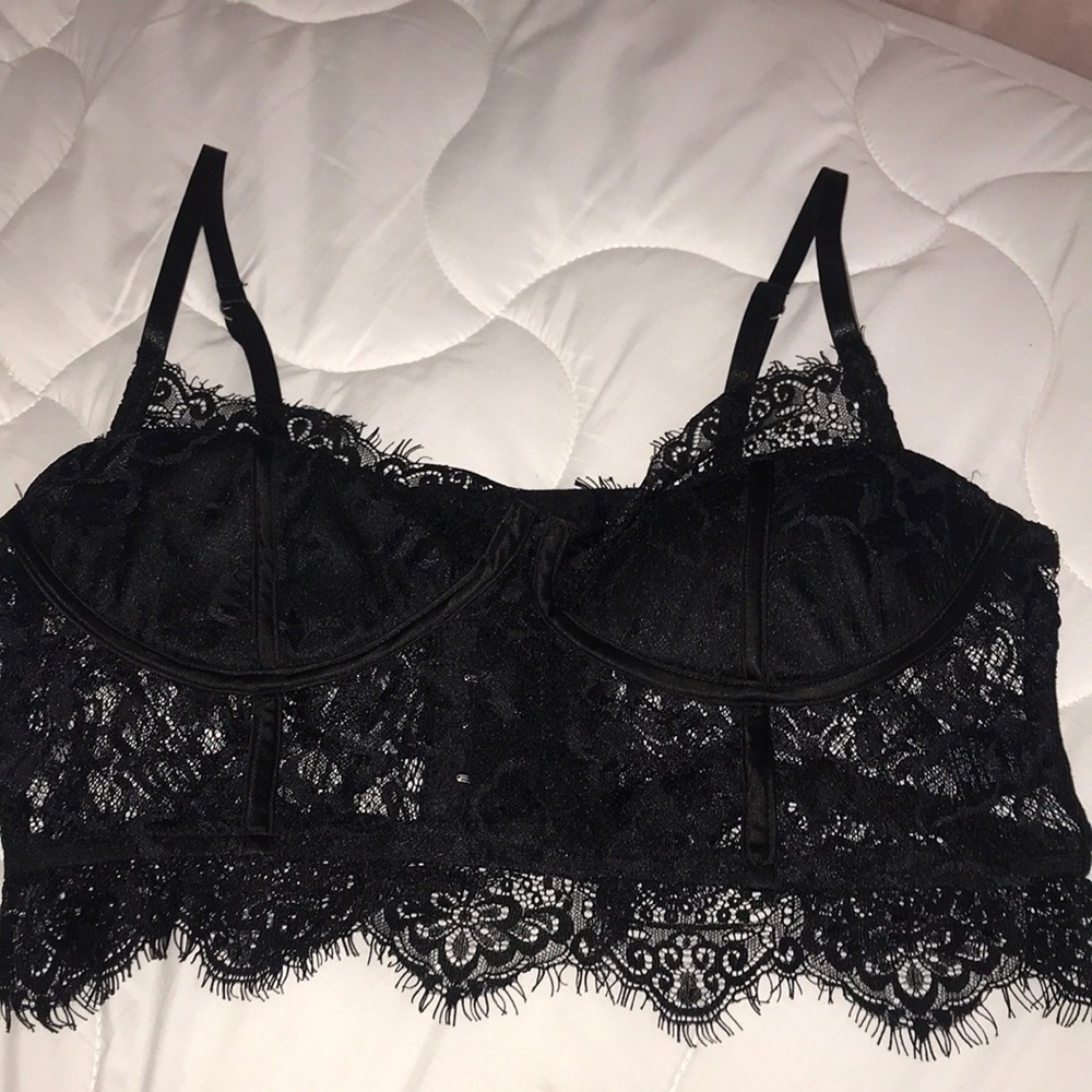 FashionNova Lacey bralette